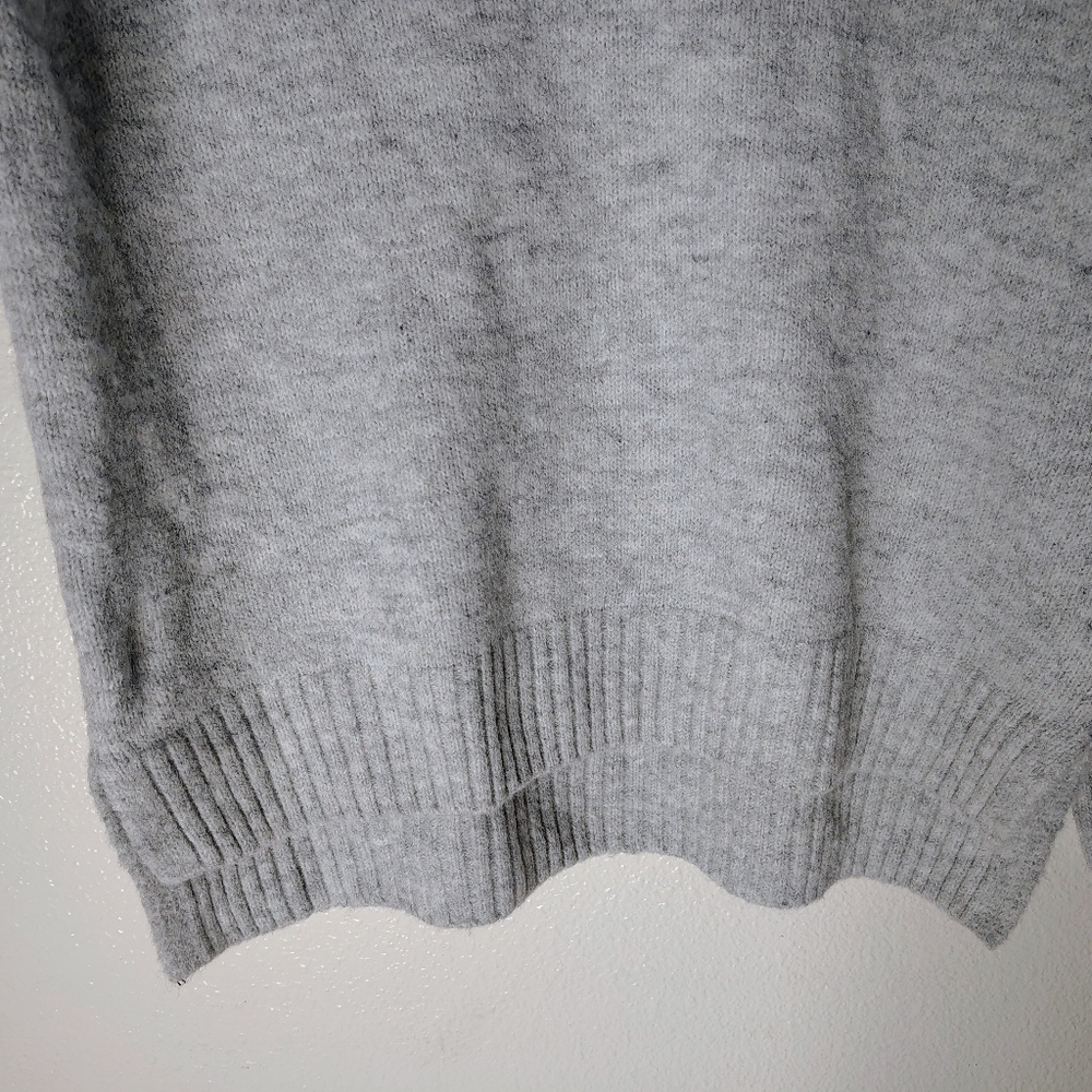 Wild Fable Women's Light Gray Collared V-Neck Long Sleeves Sweater Sz M New - Picture 8 of 15